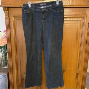 Barely worn dark wash, stretch bootcut jeans